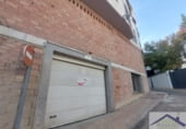 Local comercial en venta con 472m² en Mengíbar foto