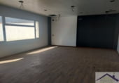 Local comercial en venta con 375m² en Villanueva de la Reina foto