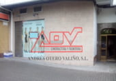 Local comercial
en lloguer
amb 2013m² a Ferrol foto
