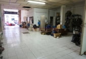 250m² commercial premises for sale in Logroño photo