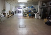 250m² commercial premises for sale in Logroño photo