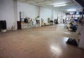 250m² commercial premises for sale in Logroño photo