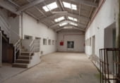 Nave en alquiler con 1048m² en Valdepeñas foto