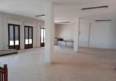 Nave en alquiler con 1048m² en Valdepeñas foto