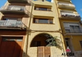 Edificio en venta con 335m² en Benicarló, Calle BERENGUER, 11 foto