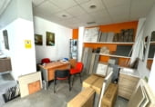Local comercial en alquiler con 228m² en Valdepeñas foto