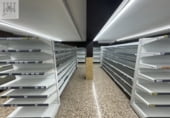 Local comercial en alquiler con 640m² en Badalona, en la zona de Puigfred foto