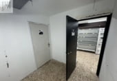 Local comercial en alquiler con 640m² en Badalona, en la zona de Puigfred foto