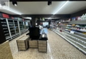 Local comercial en alquiler con 640m² en Badalona, en la zona de Puigfred foto