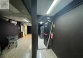 Local comercial en alquiler con 640m² en Badalona, en la zona de Puigfred foto