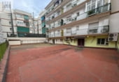 Local comercial en alquiler con 640m² en Badalona, en la zona de Puigfred foto