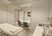 Local comercial en traspaso con 200m² en Vitoria, en la zona de Ensanche foto