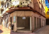 Local comercial en venta con 129m² en Burriana foto