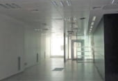 Local comercial en venta con 747m² en Valencia foto