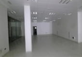 Local comercial en venta con 747m² en Valencia foto