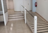 Local comercial en venta con 193m² en Villafranca de los Barros foto