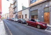 Local comercial
en venda
amb 65m² a Santa Cruz de Tenerife, a la zona de La Salut, PRINCESA GUACIMARA, 31 foto