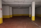 Local comercial en venta con 617m² en Betanzos, RU VALDONCEL, 31 foto