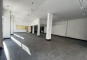 Local comercial
en venda
amb 319m² a San Martín, CANDIDO FERNANDEZ RIESGO, 1 foto