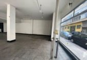 Local comercial
en venda
amb 319m² a San Martín, CANDIDO FERNANDEZ RIESGO, 1 foto