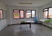 Oficina en venta con 253m² en Santander foto