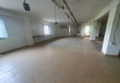 145m² commercial premises for rent in Grado photo