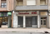 Local comercial en venta con 372m² en Mieres foto