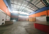 994m² warehouse industrial for sale in Avilés photo
