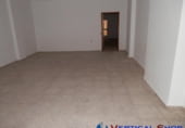 Local comercial en venta con 100m² en Caudete foto