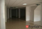 150m² commercial premises for sale in Martos photo