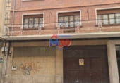 186m² commercial premises for sale in Miranda de Ebro photo