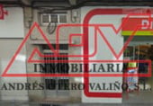 Local comercial en alquiler con 500m² en Ferrol foto