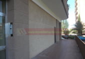 100m² locaux commerciaux pour location à Logroño photo