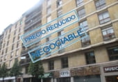 319m² commercial premises for sale in Oviedo photo