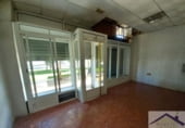 84m² commercial premises for sale in Jaén photo