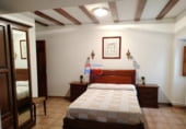 607m² restaurant for sale in Quejo photo