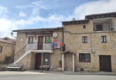 607m² restaurant for sale in Quejo photo