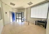 131m² commercial premises for sale in Alcalá de Guadaíra photo