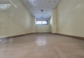 Local comercial en venta con 46m² en Oviedo, en la zona de Llamaquique foto