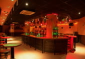 Local comercial en venta con 315m² en Periana foto