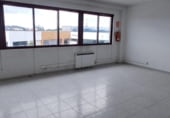 Oficina
en lloguer
amb 150m² a Santiago de Compostel·la, Meixonfrio foto