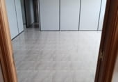 Oficina
en lloguer
amb 150m² a Santiago de Compostel·la, Meixonfrio foto