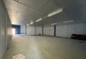 600m² warehouse for sale in Loja photo