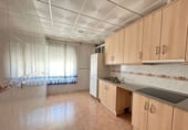 600m² warehouse for sale in Loja photo