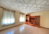 600m² warehouse for sale in Loja photo