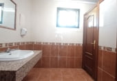 646m² restaurant for sale in Loja photo