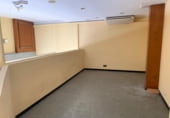 91m² commercial premises for sale in Ripollet, Can Clos photo