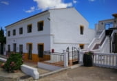 378m² restaurant for sale in Loja photo