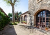  bâtiment pour vente à Platja d'Aro photo