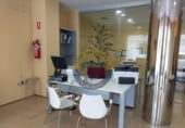 Local comercial en alquiler con 70m² en León, en la zona de Chantría, La Chantría foto